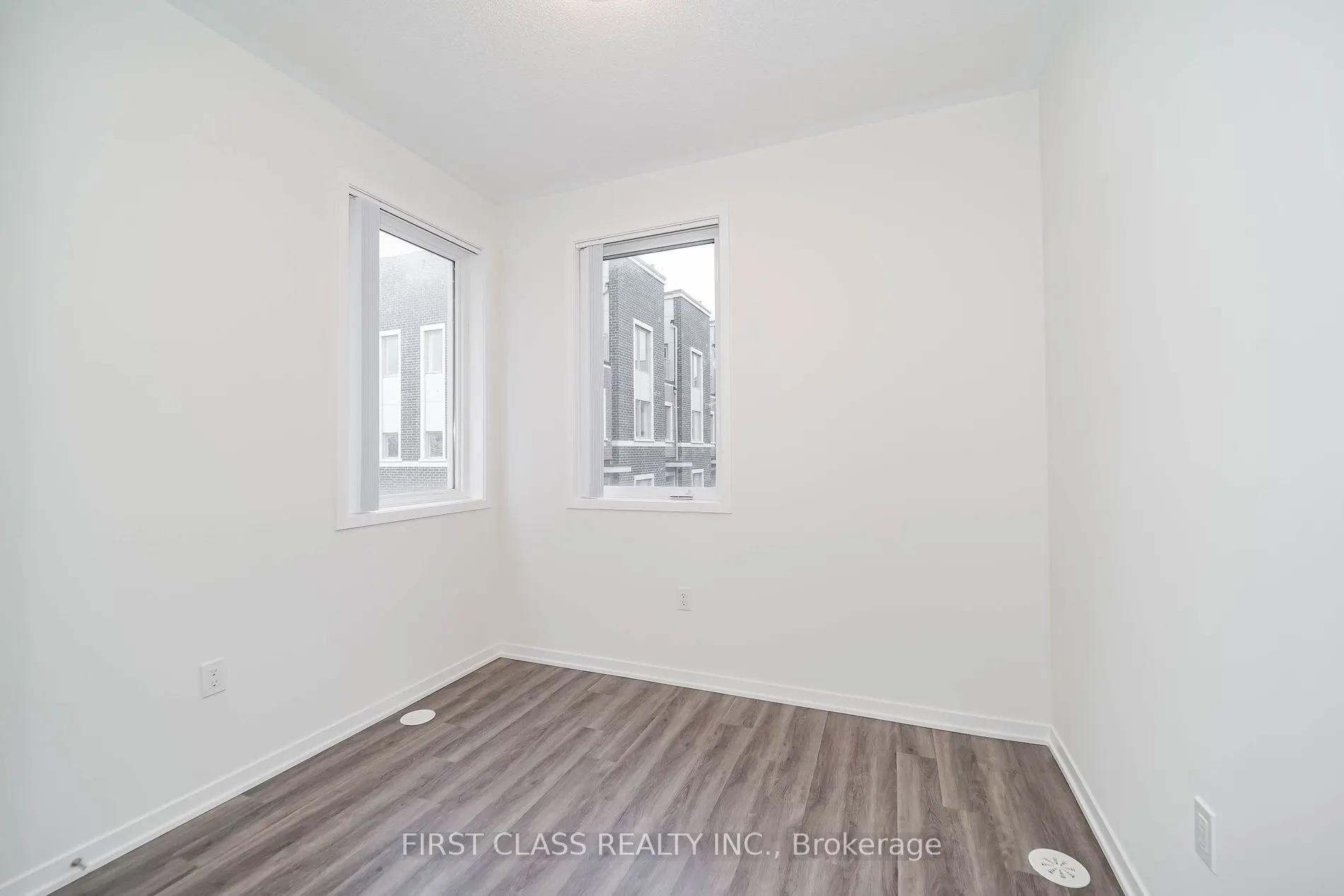 27 Mable Smith Way, #333