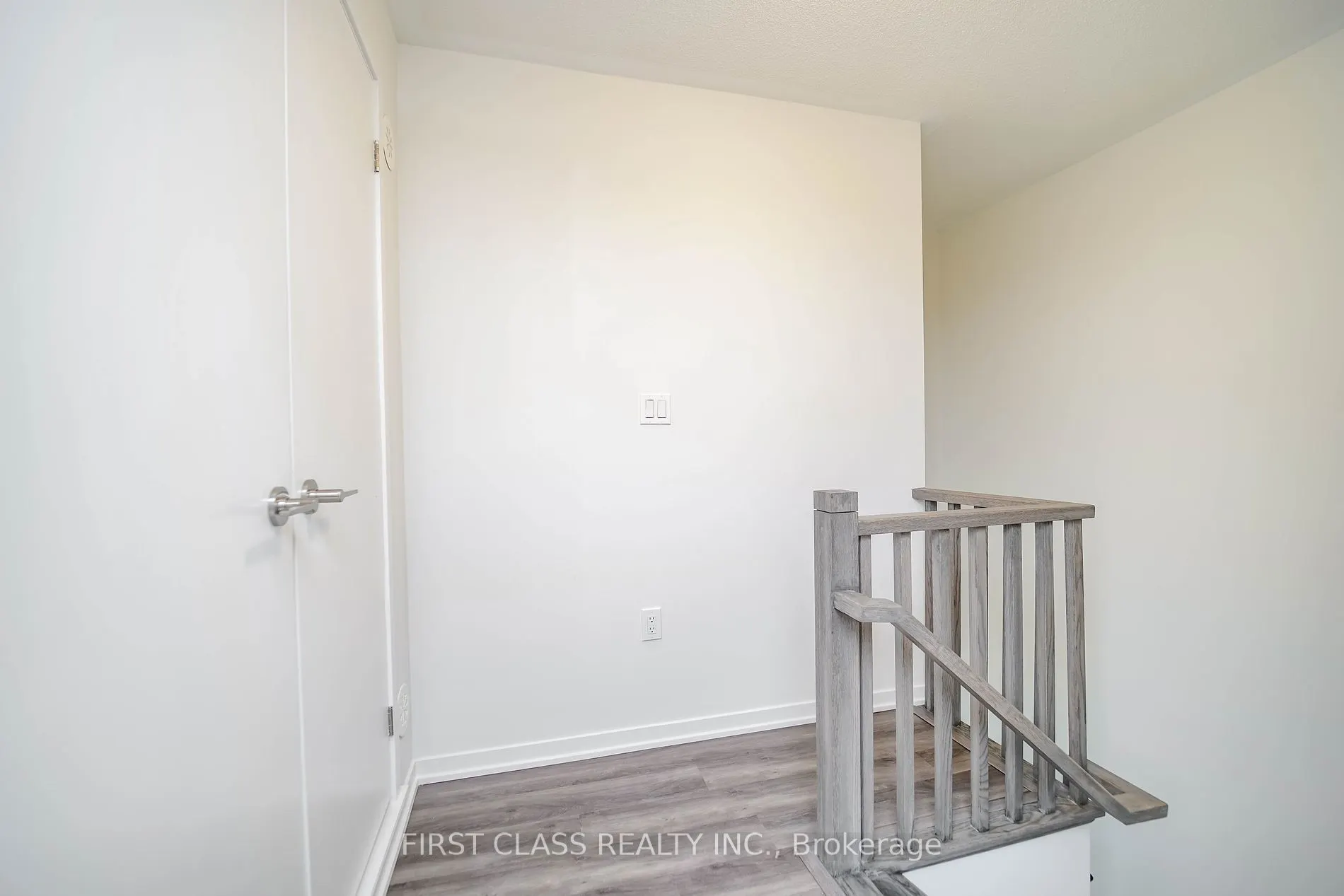 27 Mable Smith Way, #333