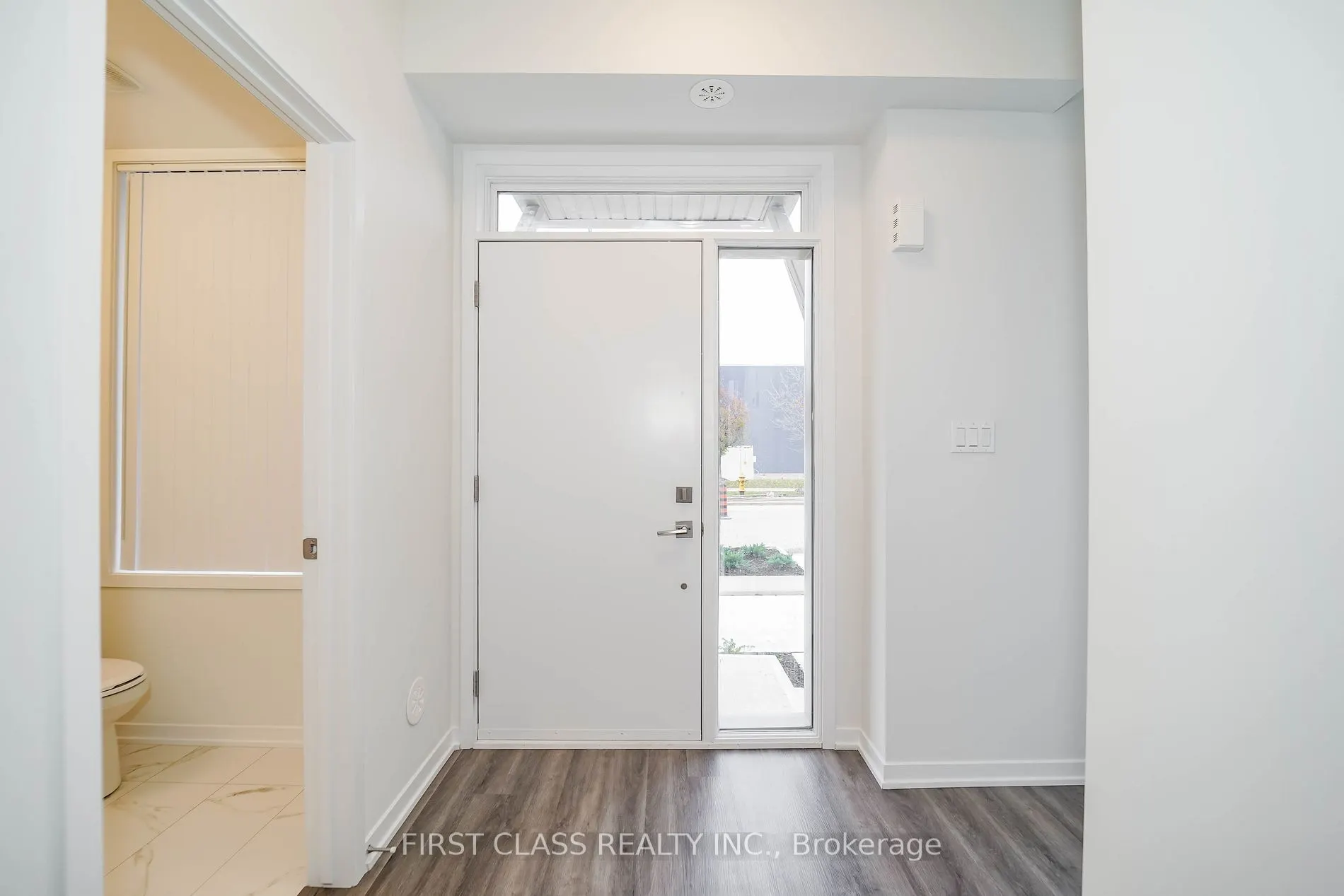 27 Mable Smith Way, #333