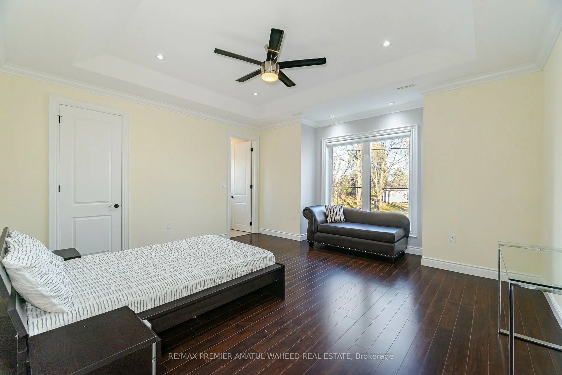 6 Old Forge Dr