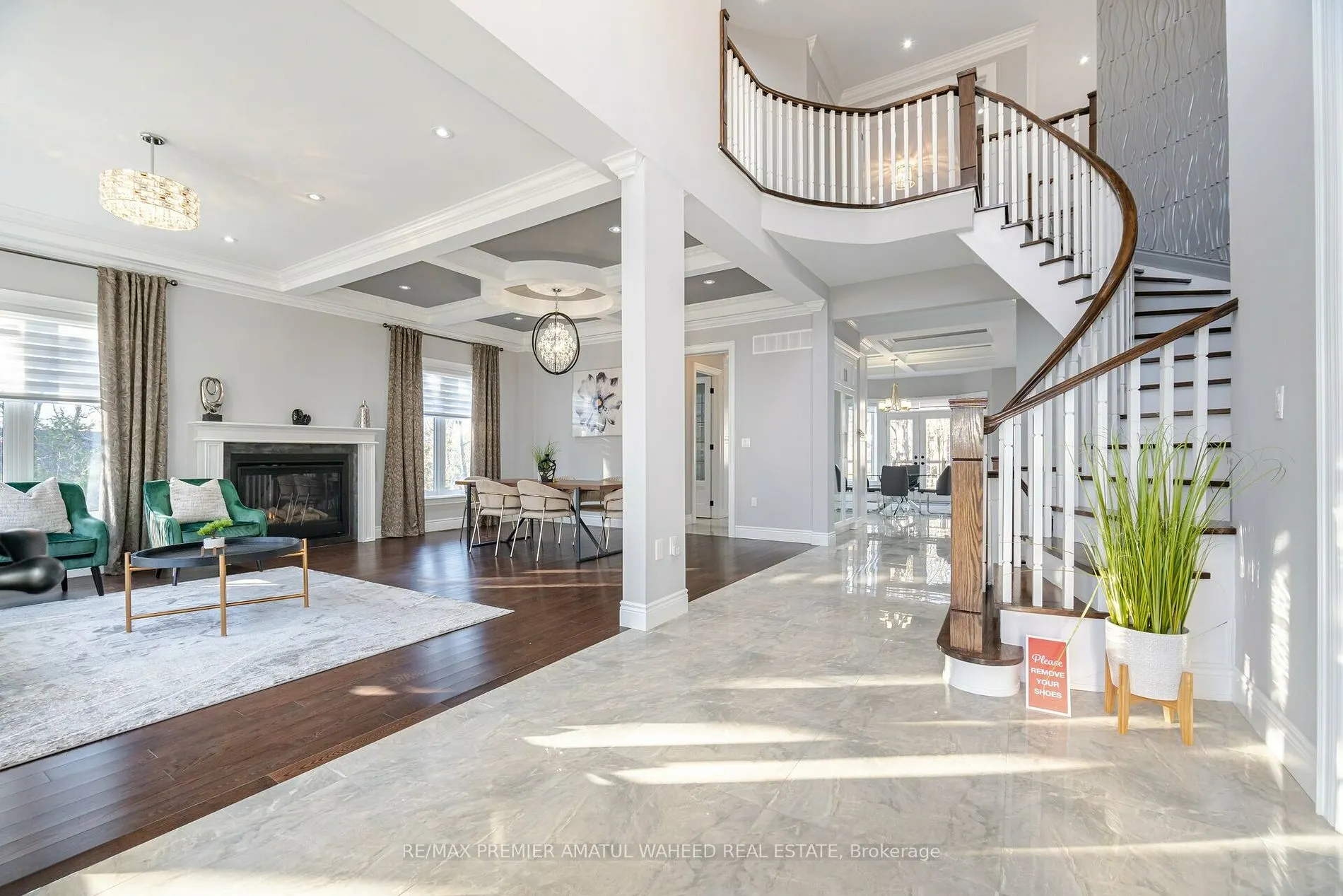 6 Old Forge Dr
