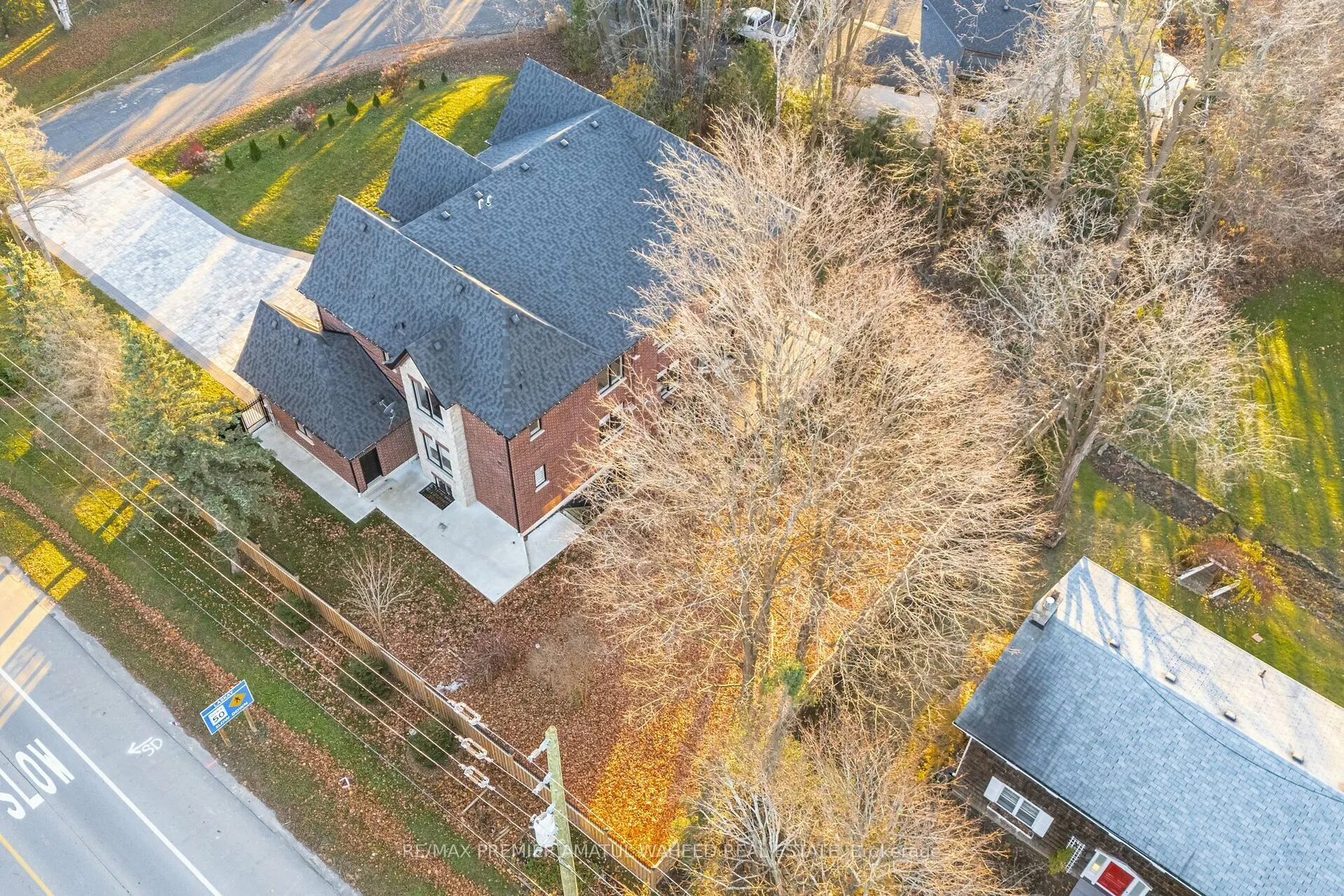 6 Old Forge Dr