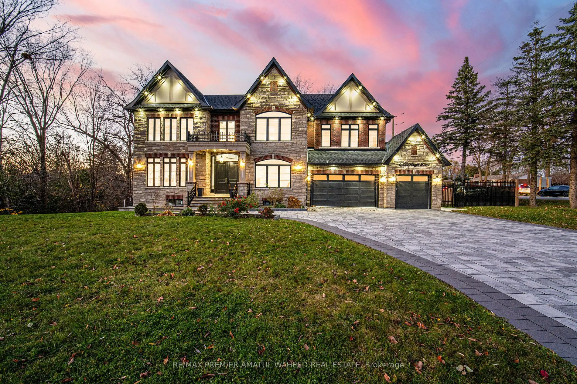 6 Old Forge Dr