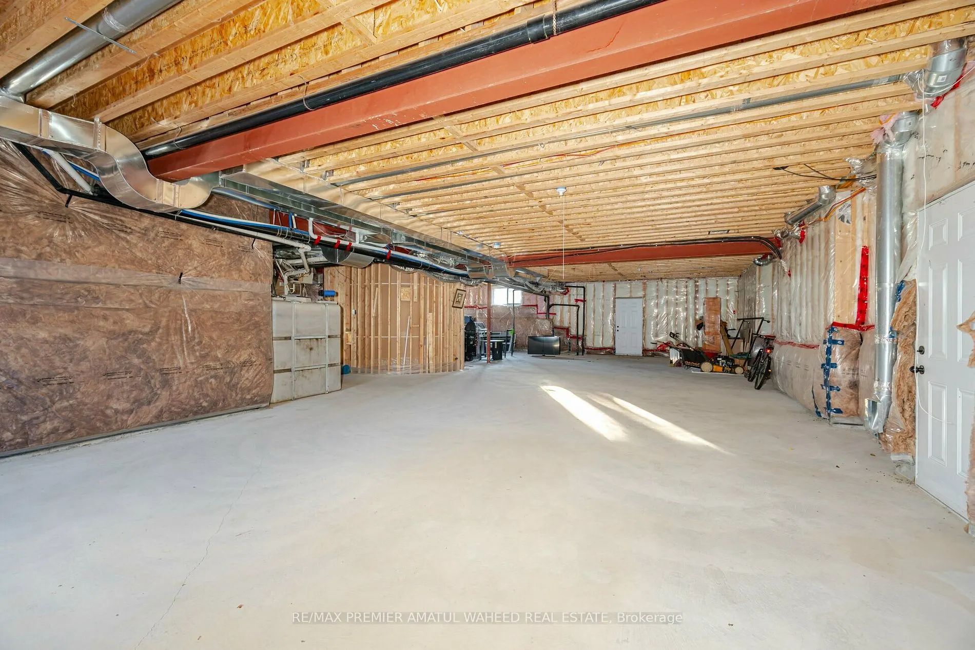 6 Old Forge Dr