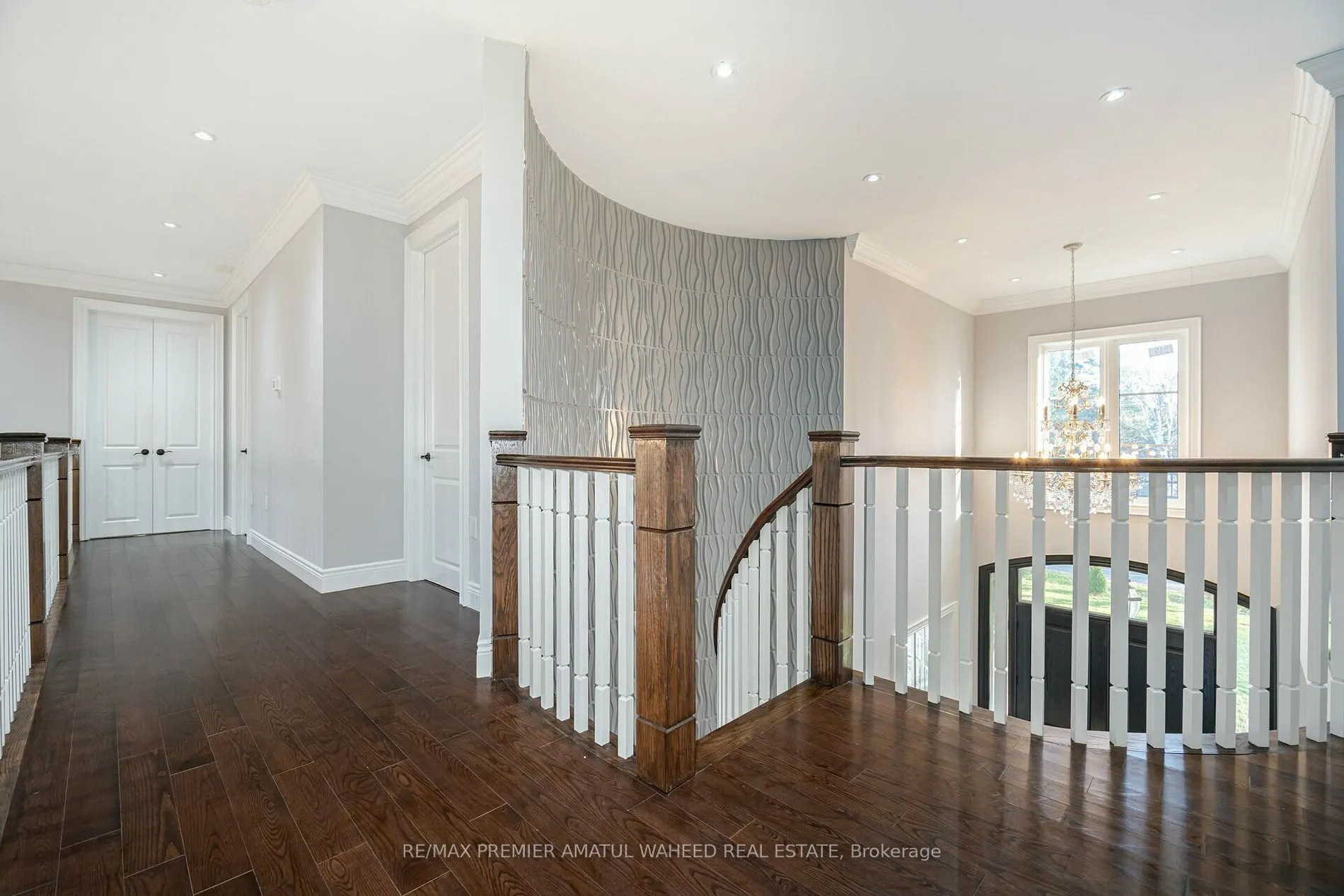 6 Old Forge Dr