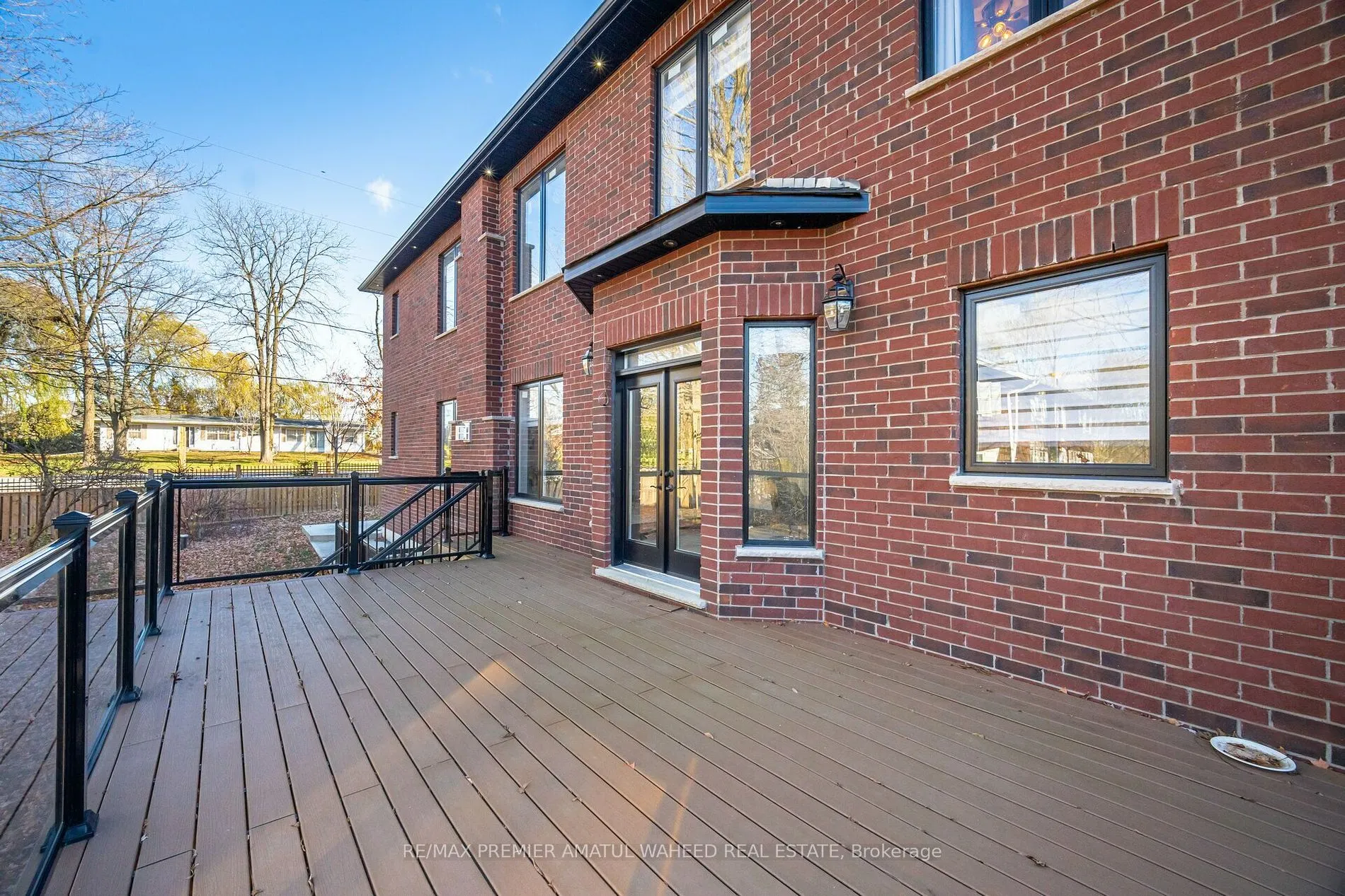 6 Old Forge Dr