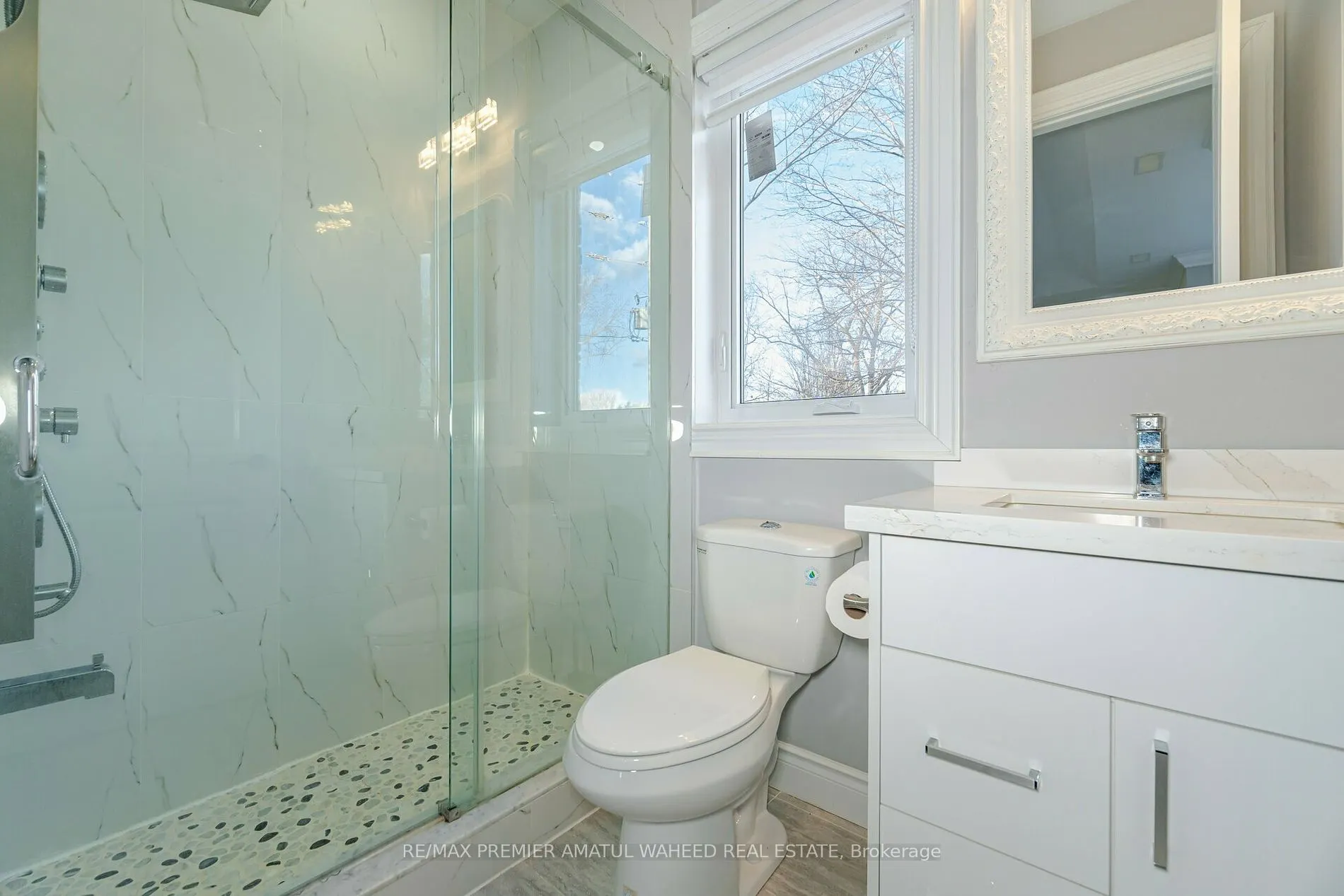 6 Old Forge Dr