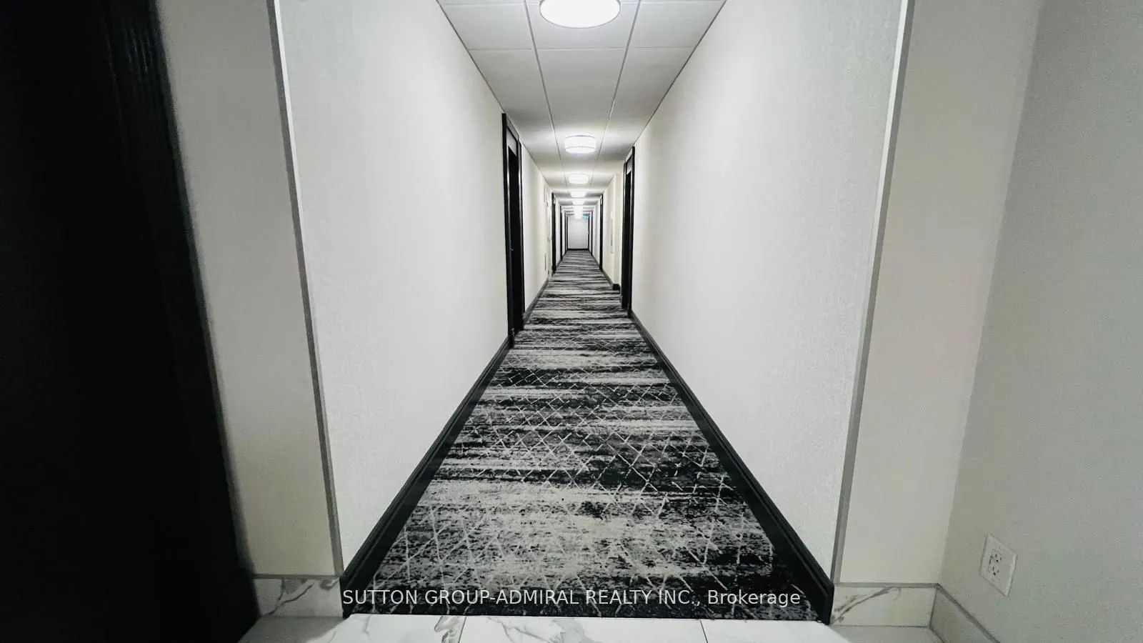 3 Ellesmere St, #PH18