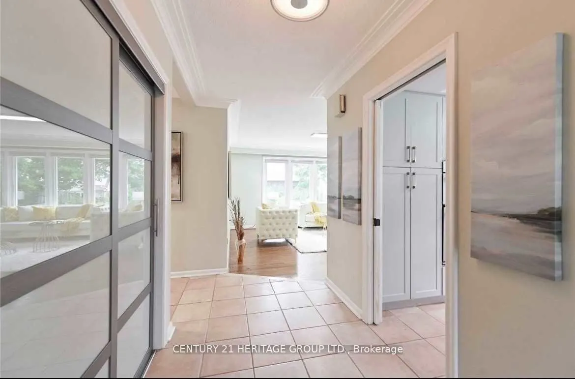 16 Cavalier Cres