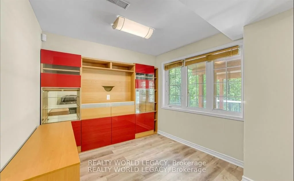 755 John Cole Crt