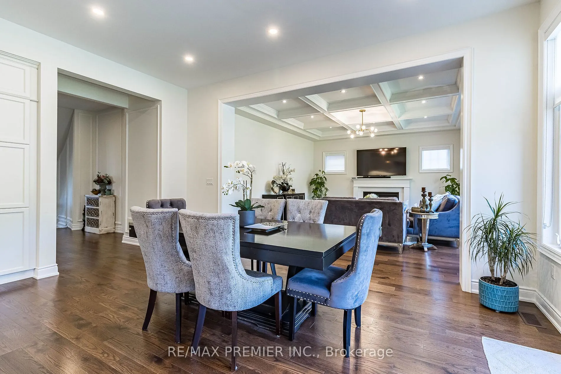 23 Grace Lake Crt