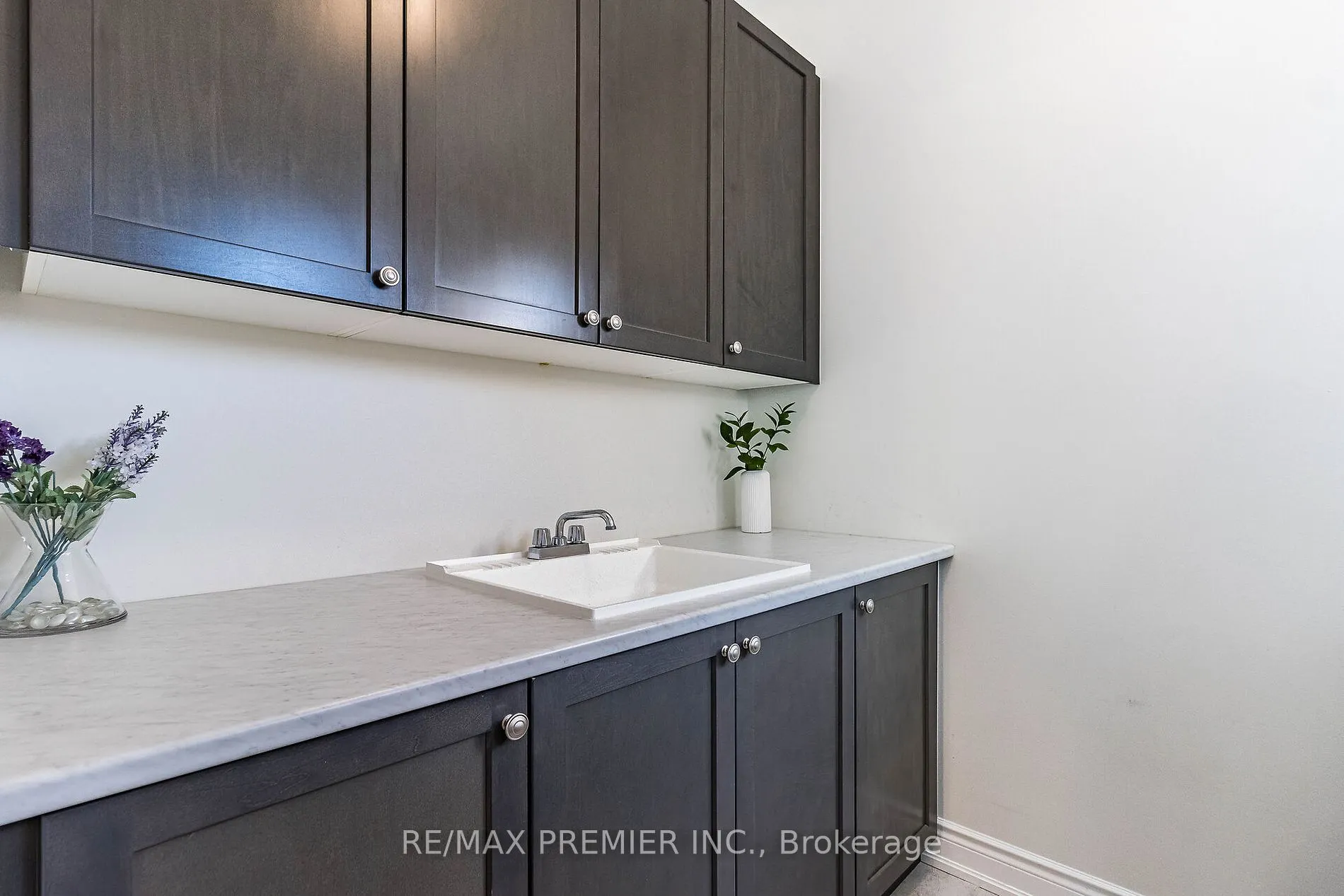 23 Grace Lake Crt