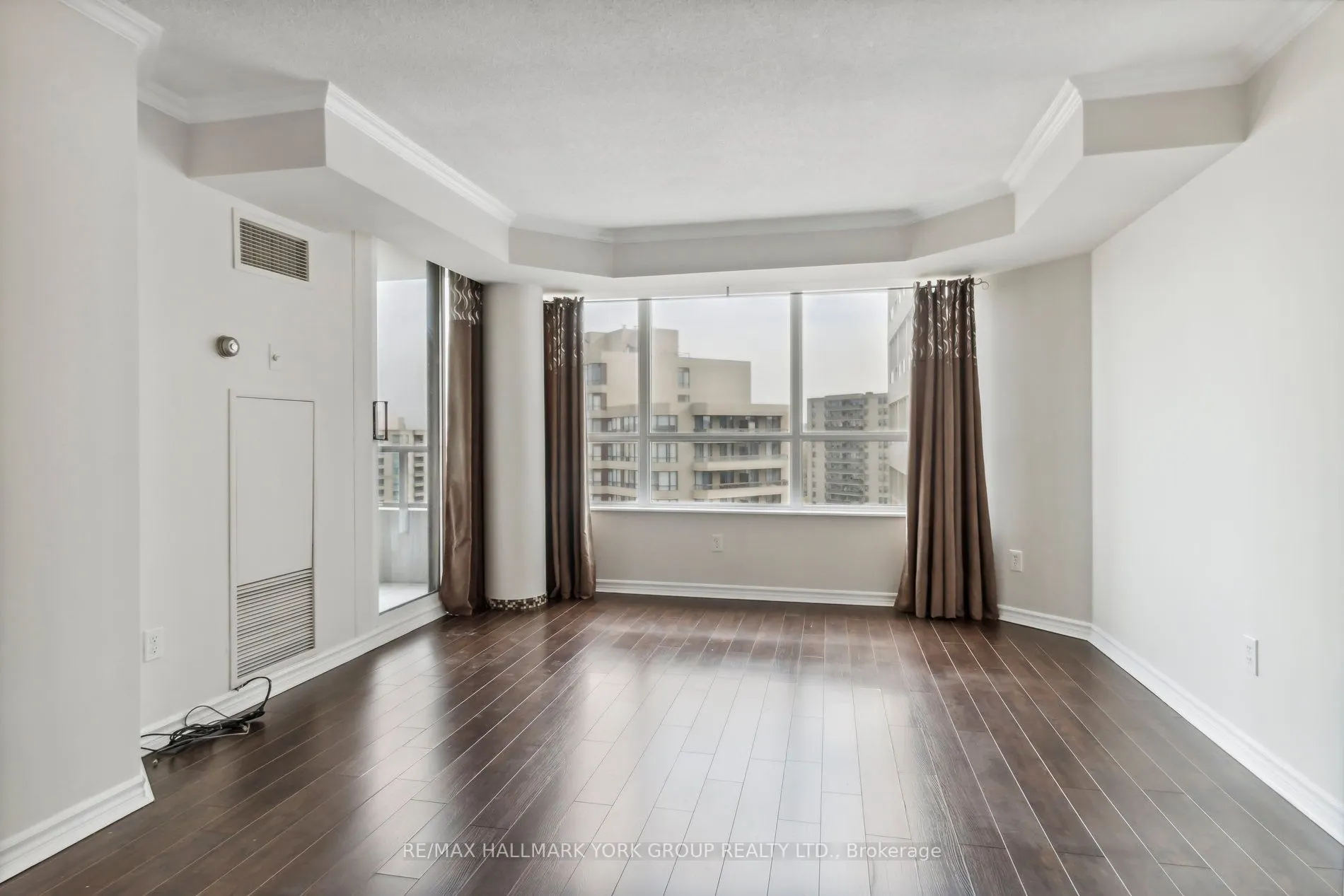 11 Townsgate Dr, #1212