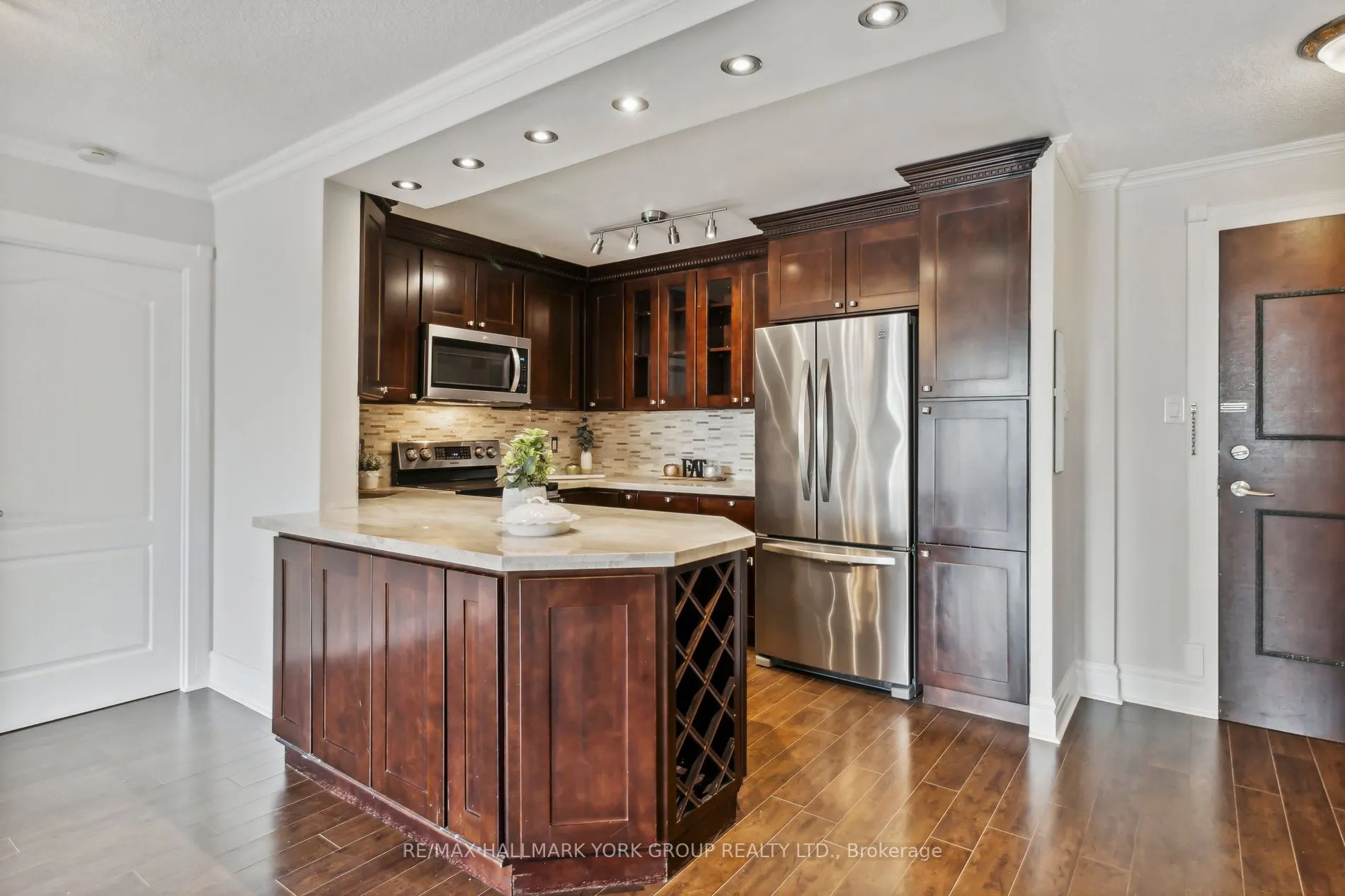 11 Townsgate Dr, #1212