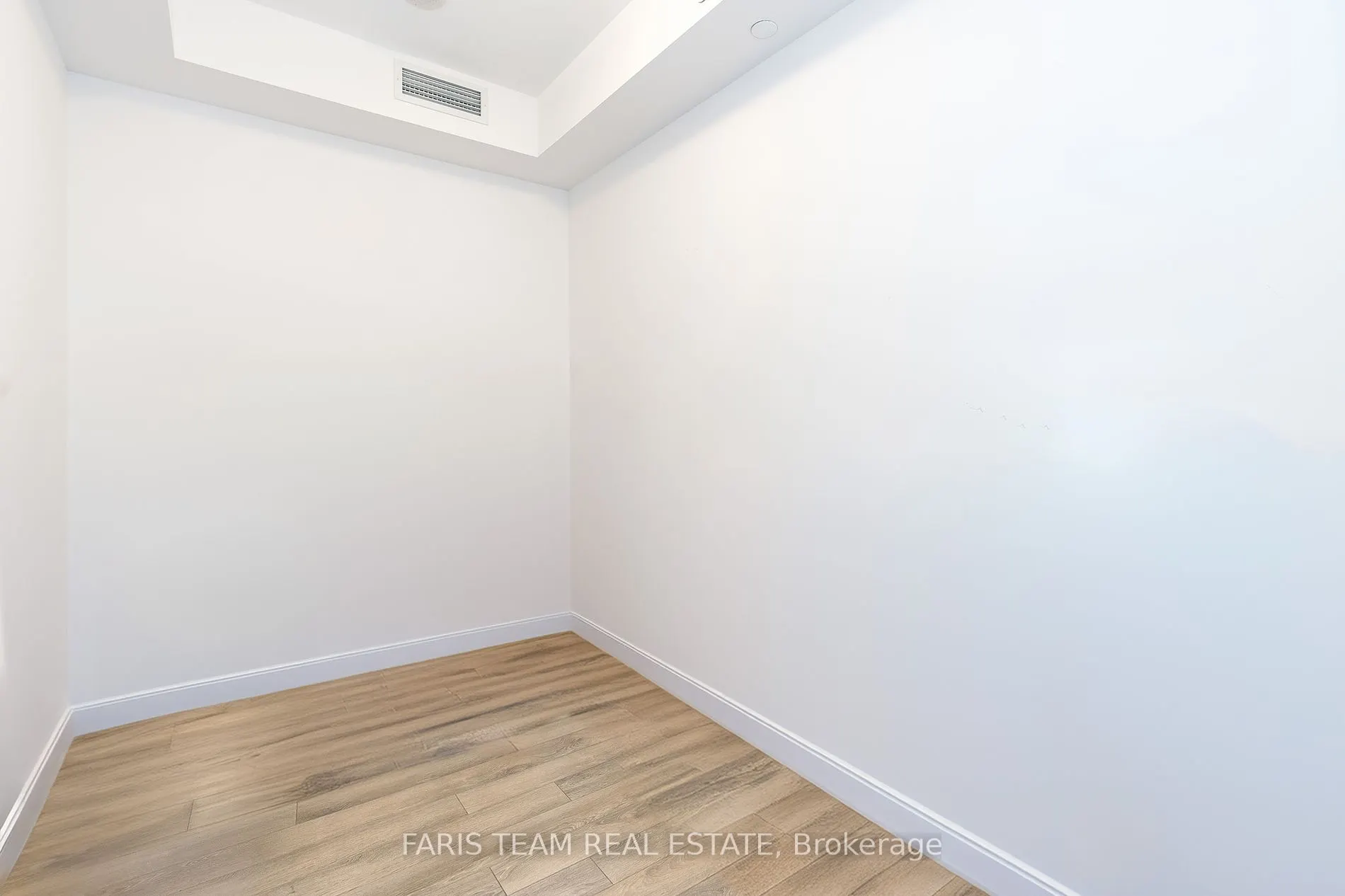241 Sea Ray Ave, #305