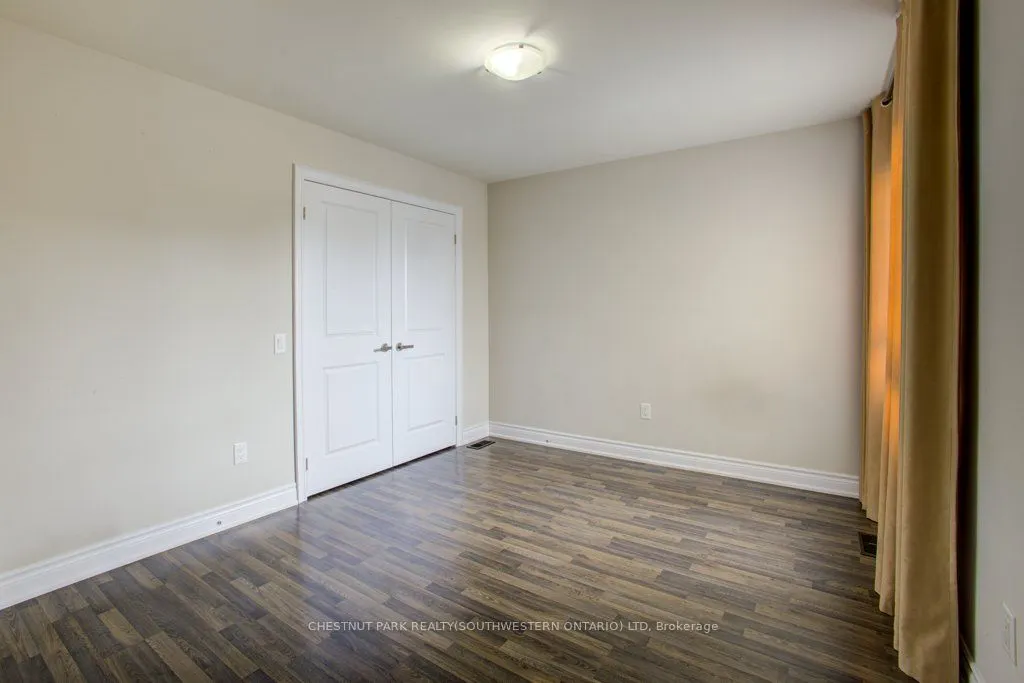 19 Selby Cres