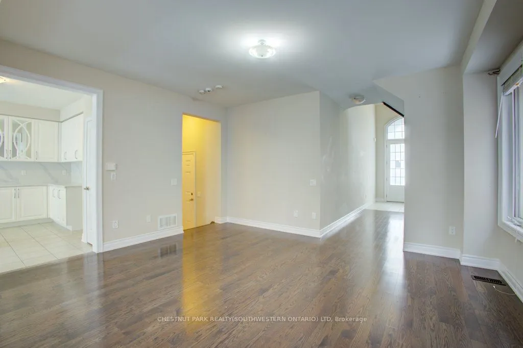 19 Selby Cres