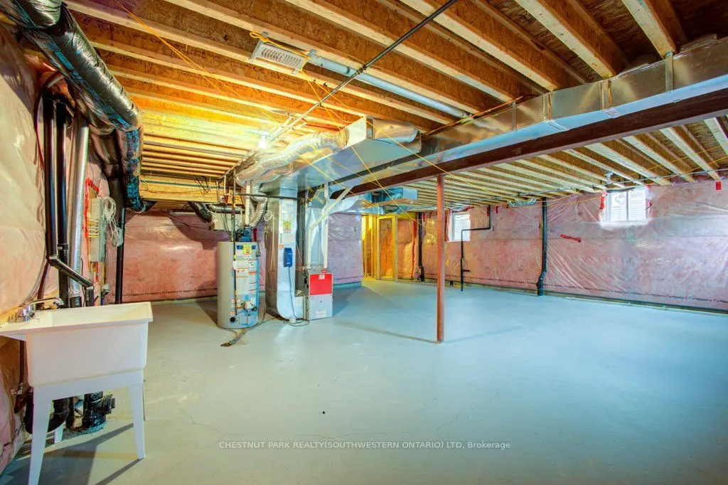 19 Selby Cres