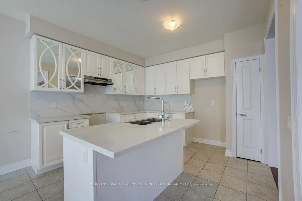 19 Selby Cres
