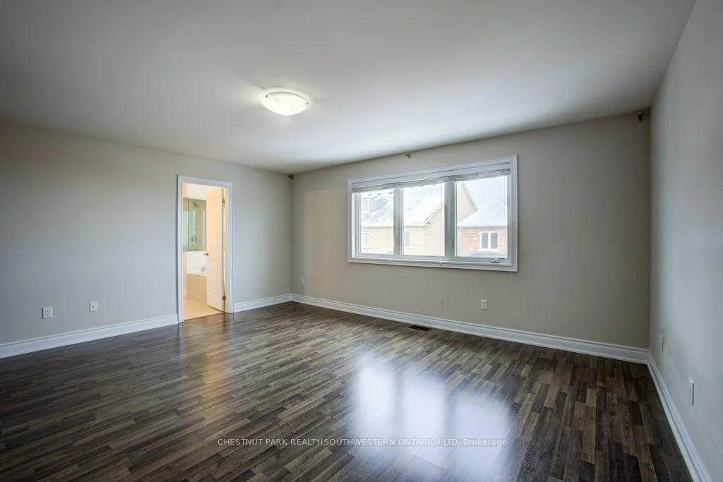19 Selby Cres