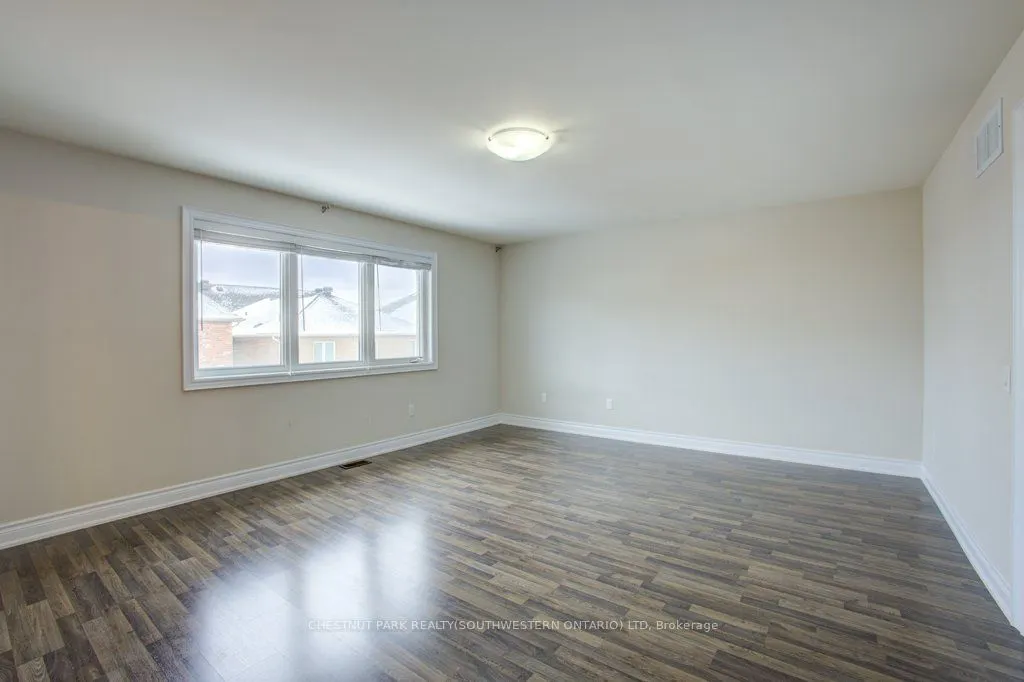 19 Selby Cres