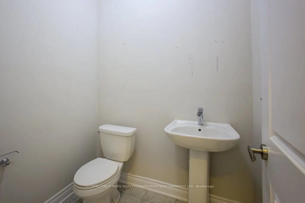 19 Selby Cres