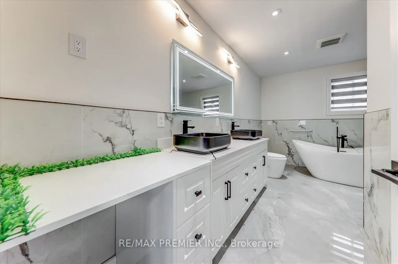 99 Benjamin Dr