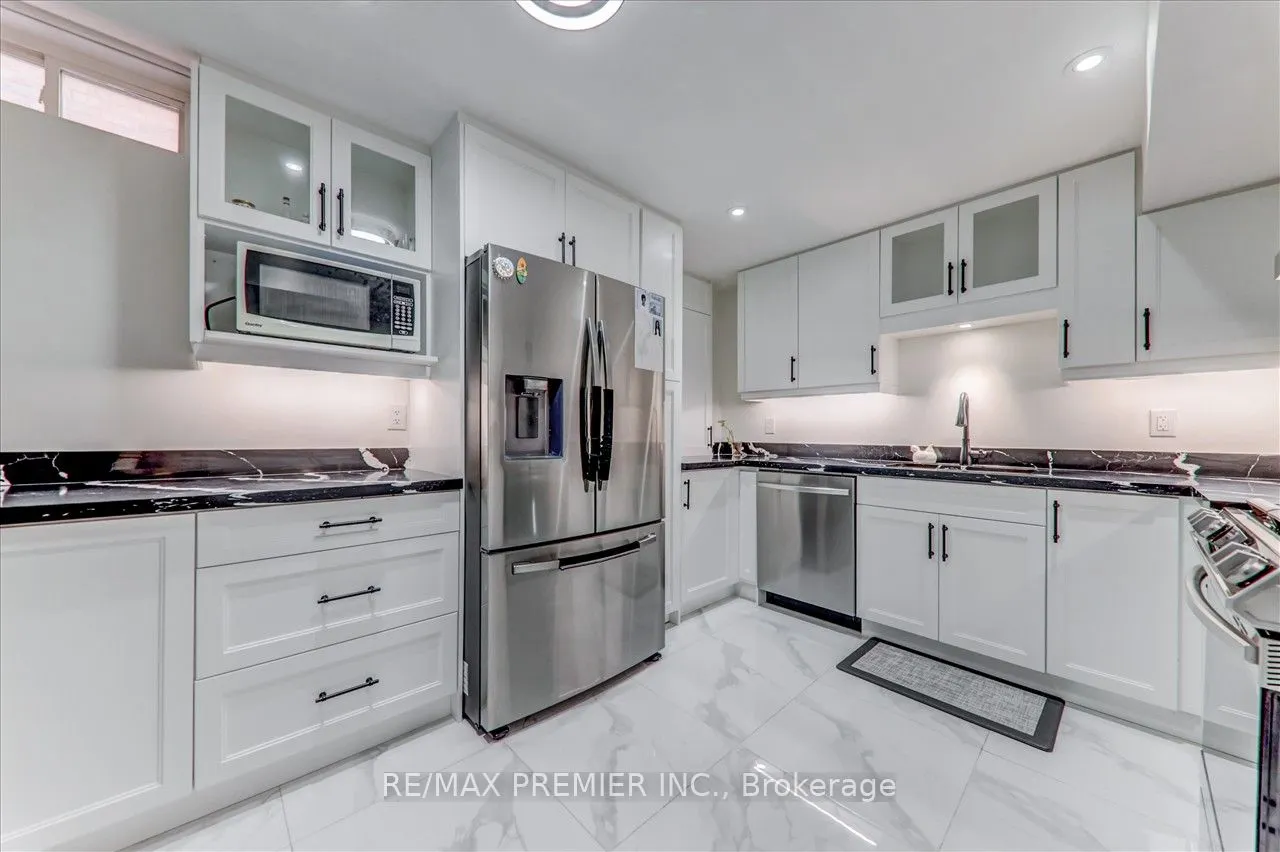 99 Benjamin Dr