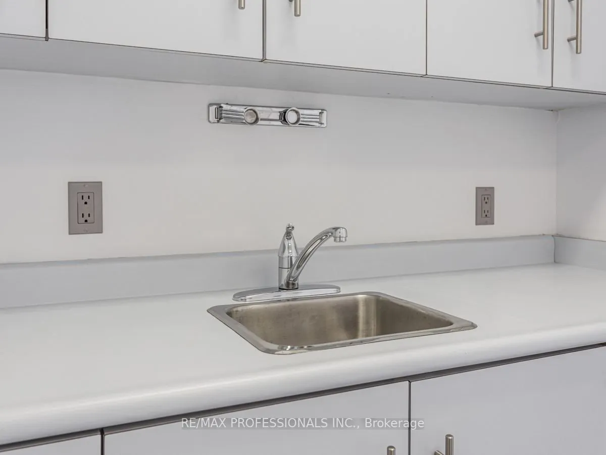80 Carlauren Rd, #28A