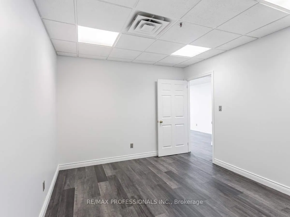 80 Carlauren Rd, #28A