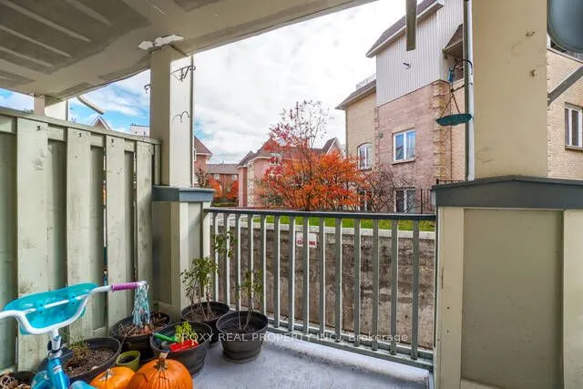 75 Weldrick Road E, #829