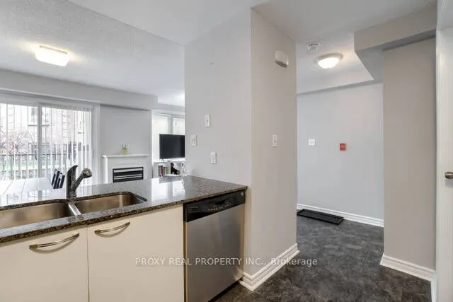 75 Weldrick Road E, #829