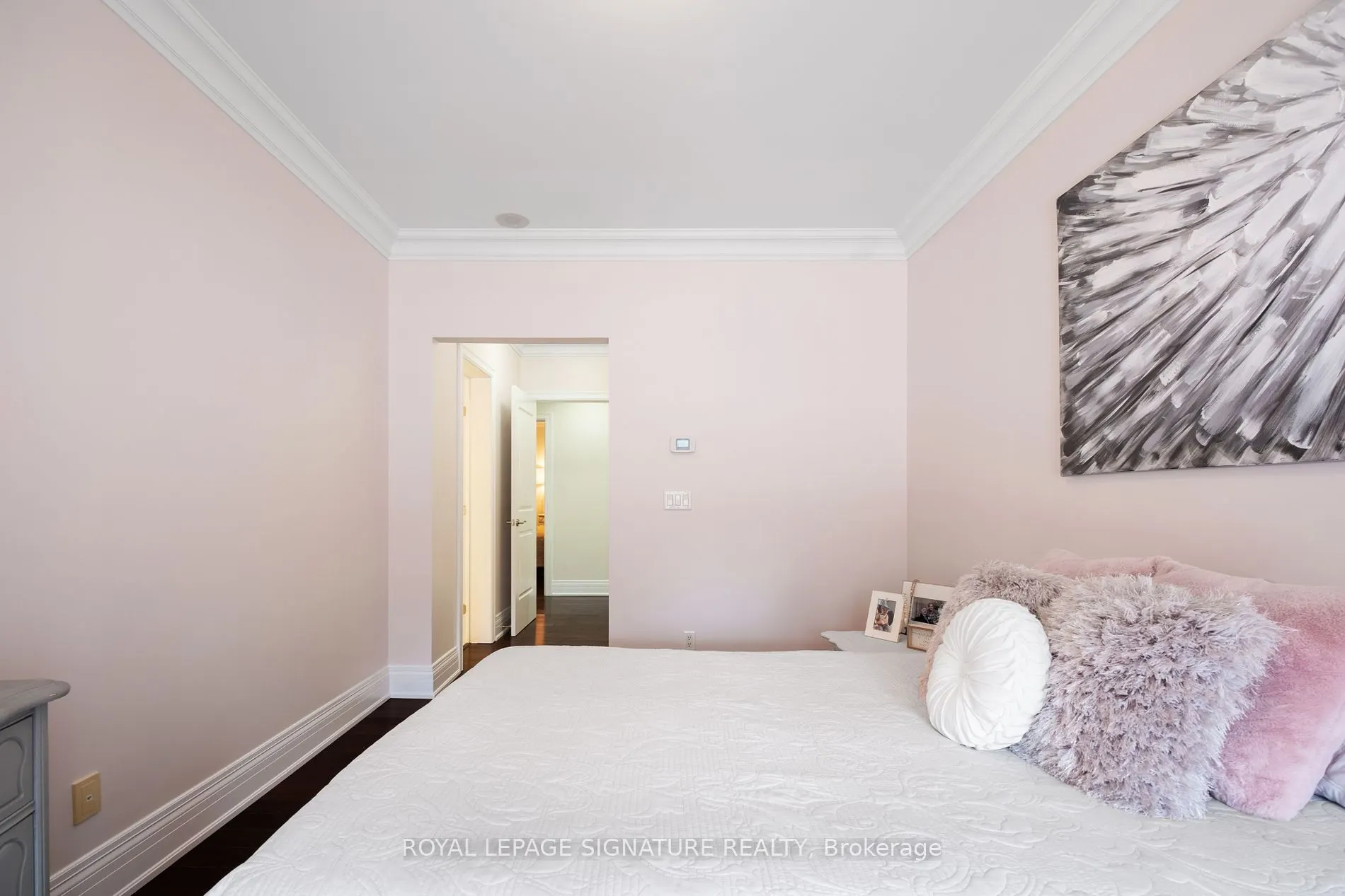 80 Burns Blvd, #204