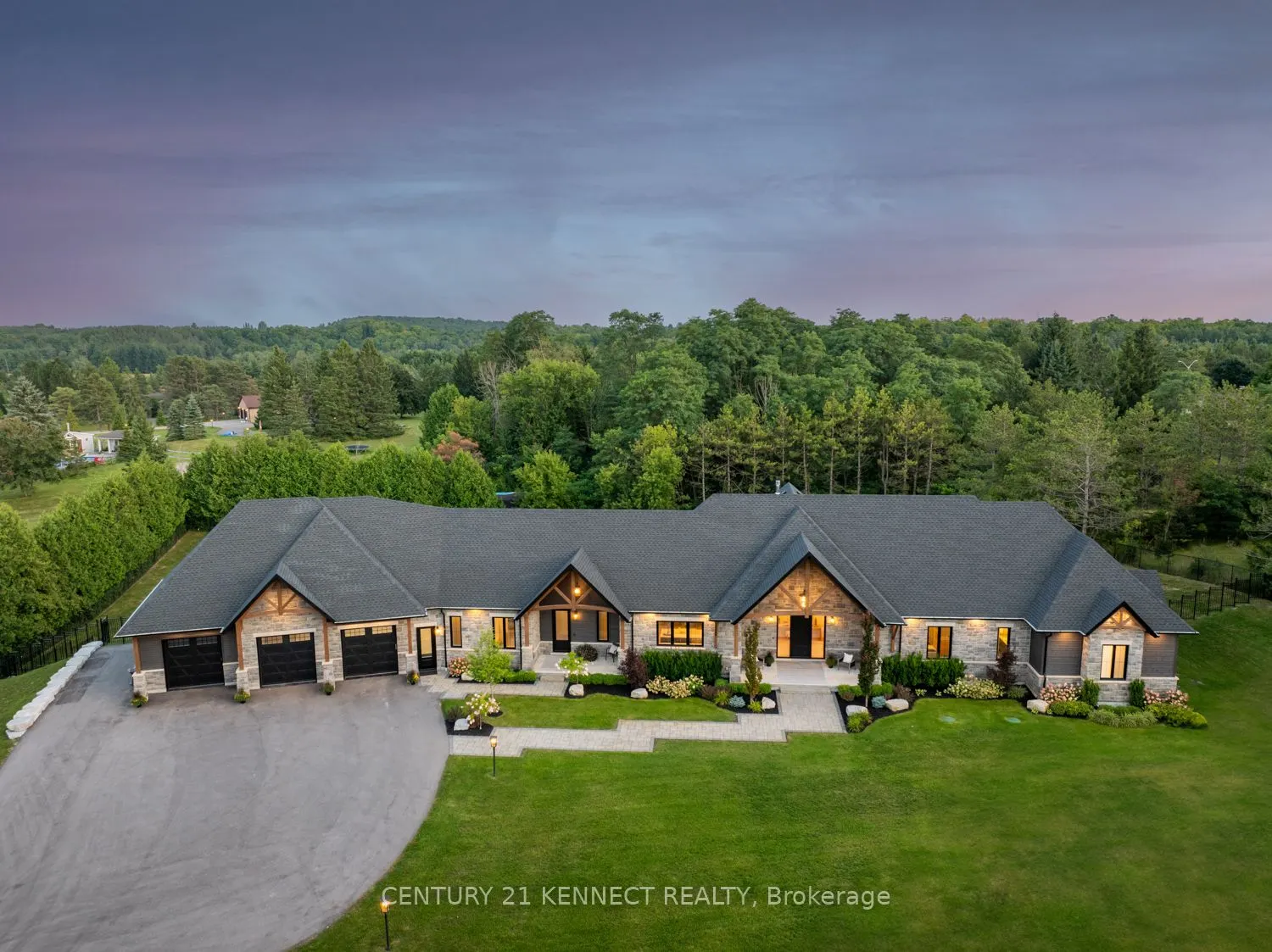 6453 Aurora Rd