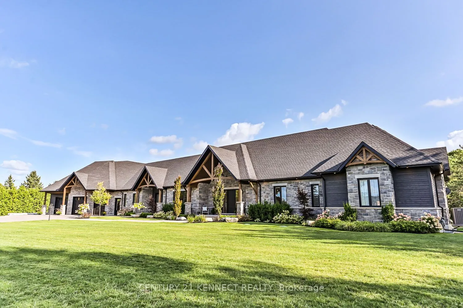 6453 Aurora Rd