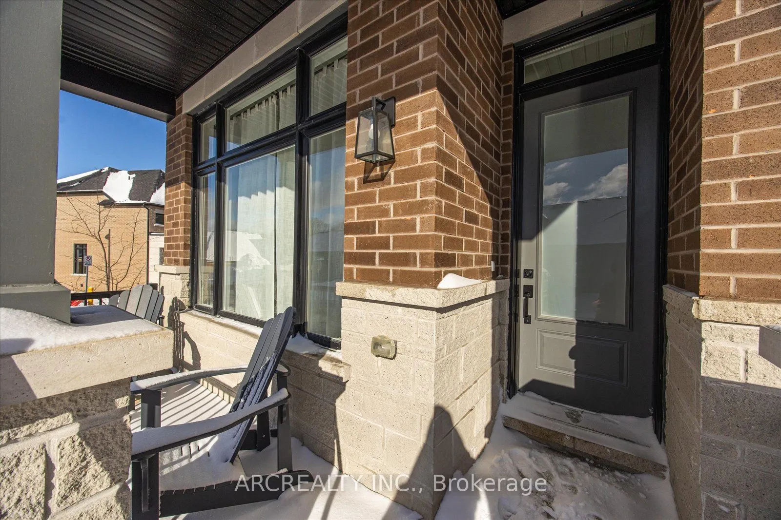 23 Vern Robertson Gate