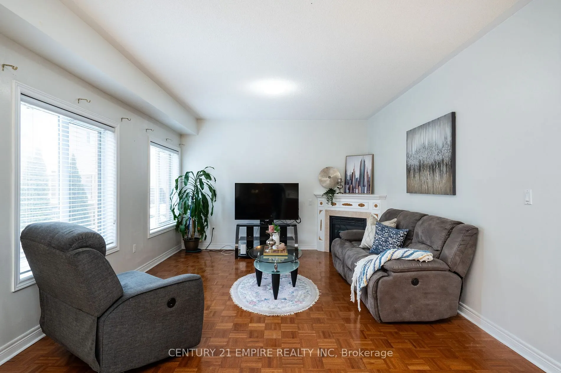 116 Villa Royale Ave
