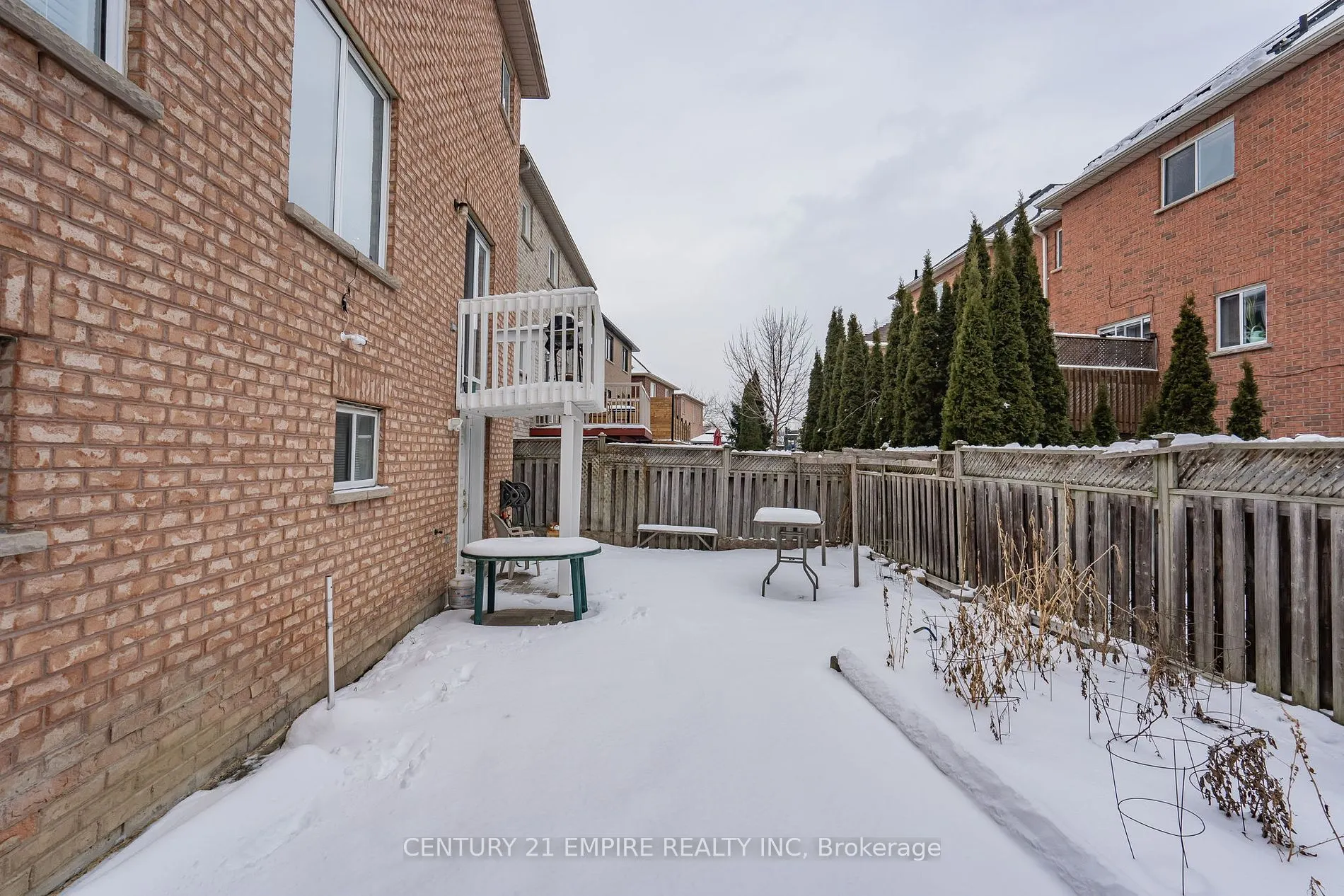 116 Villa Royale Ave