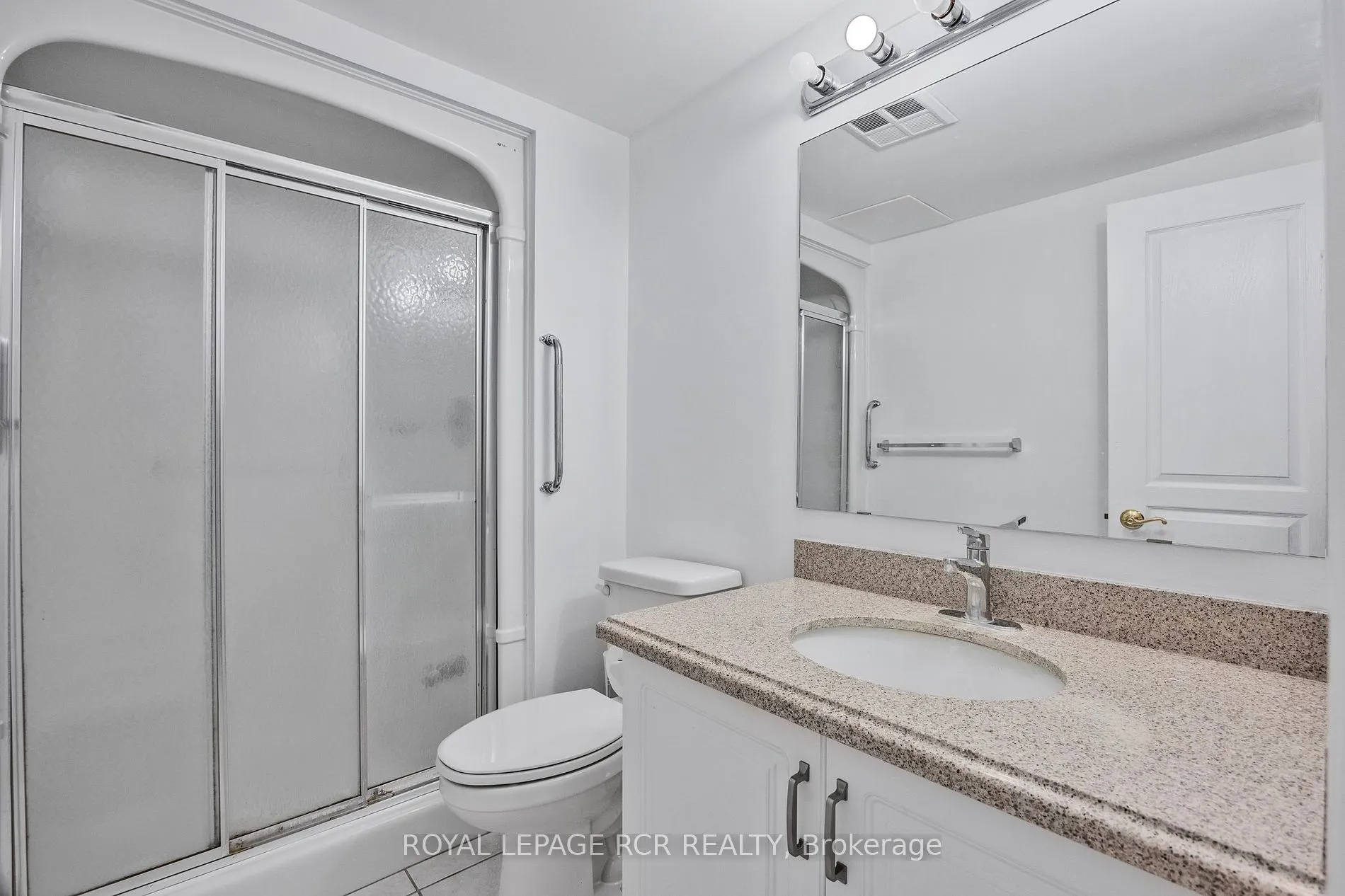 4 Briar Hill Heights, #205