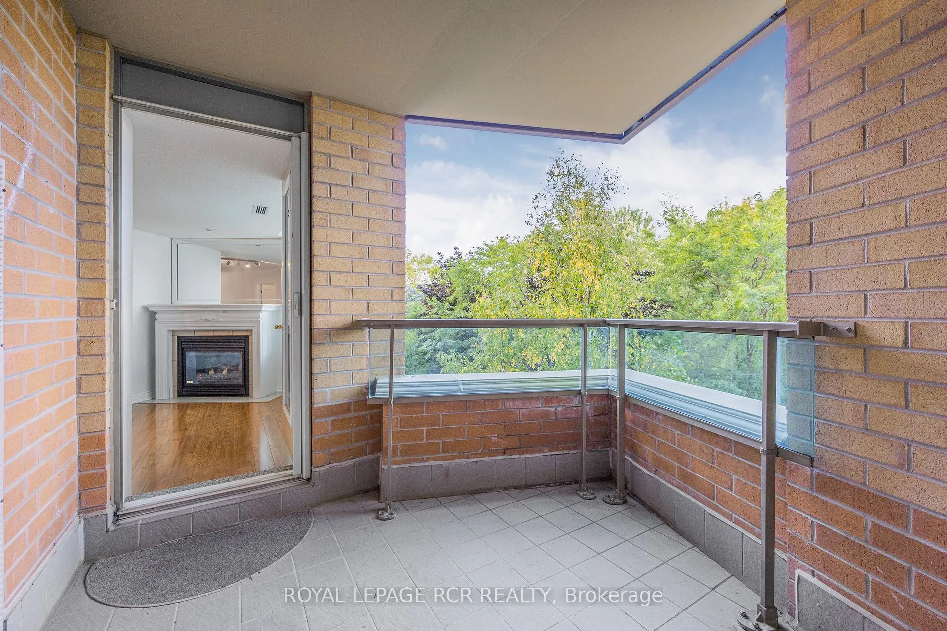 4 Briar Hill Heights, #205
