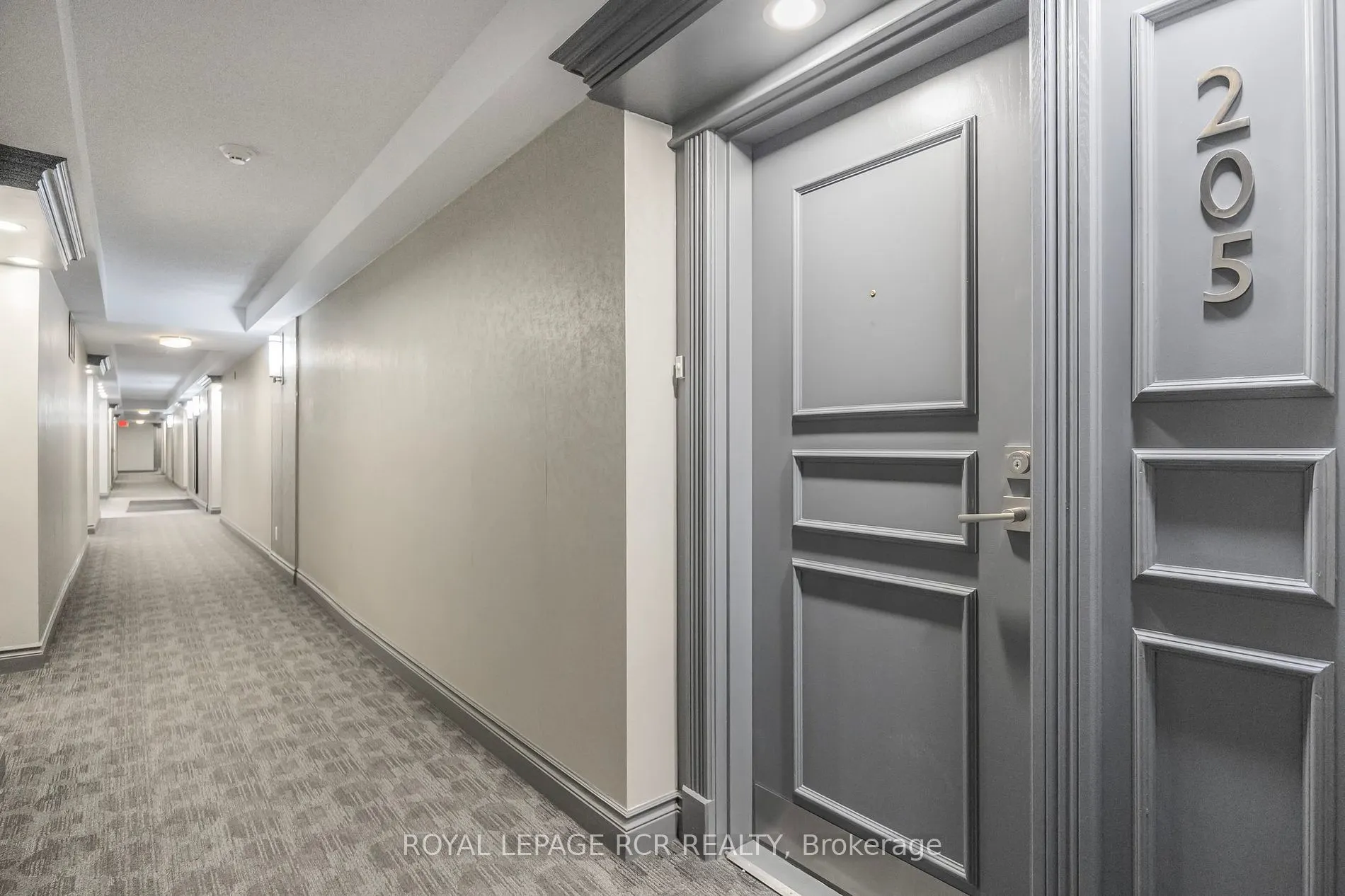 4 Briar Hill Heights, #205