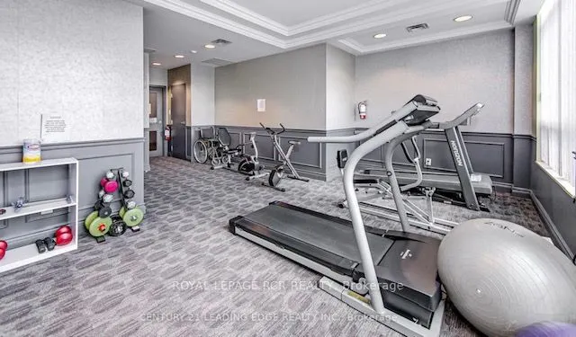 4 Briar Hill Heights, #205
