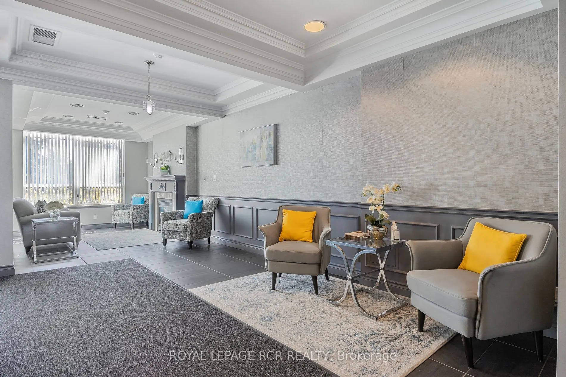 4 Briar Hill Heights, #205