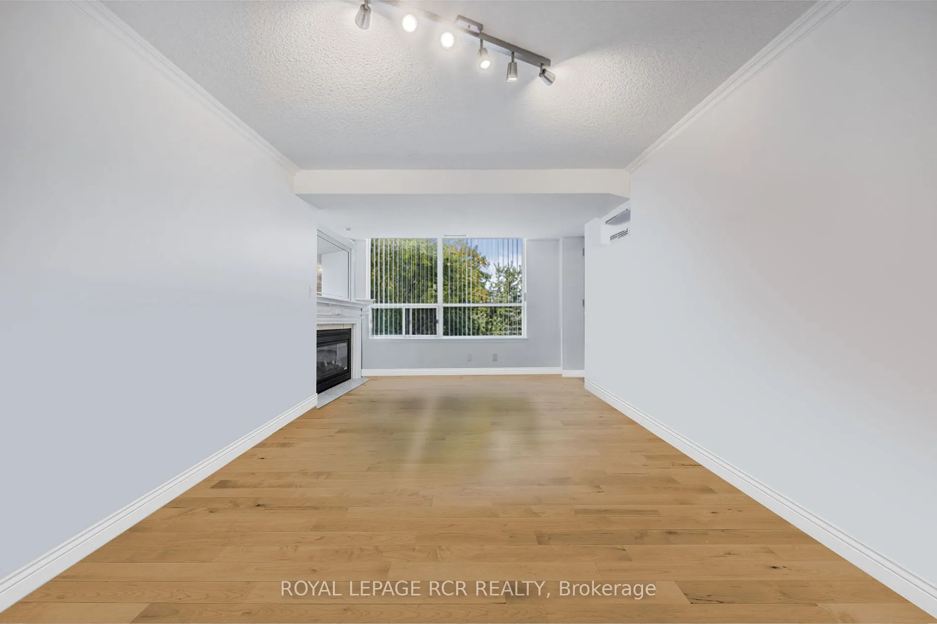 4 Briar Hill Heights, #205