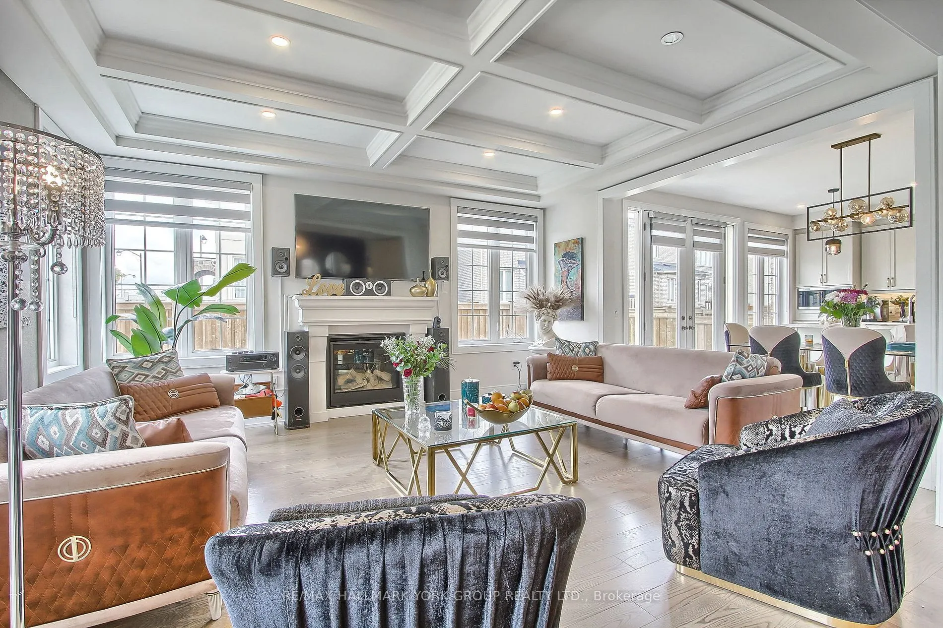 190 Walter English Drive