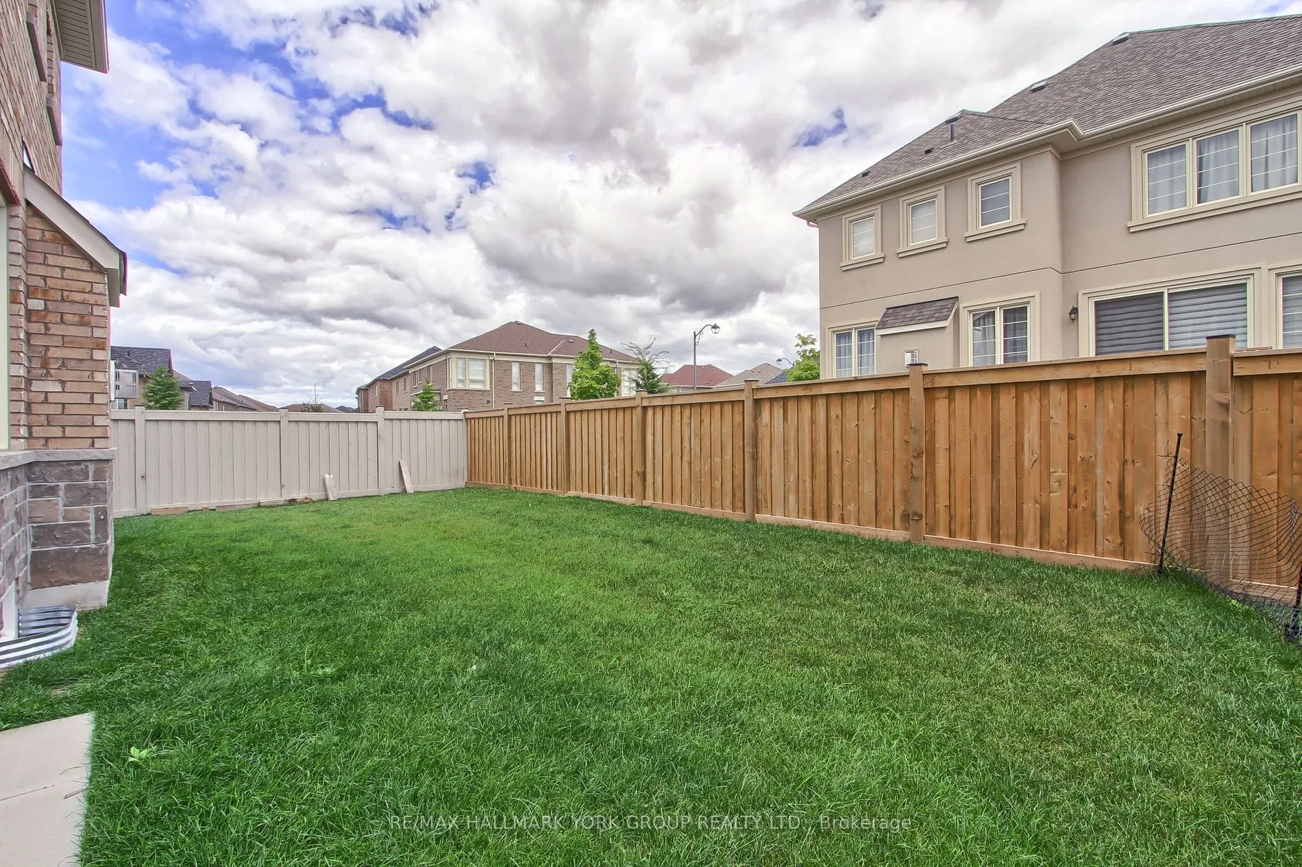 190 Walter English Drive