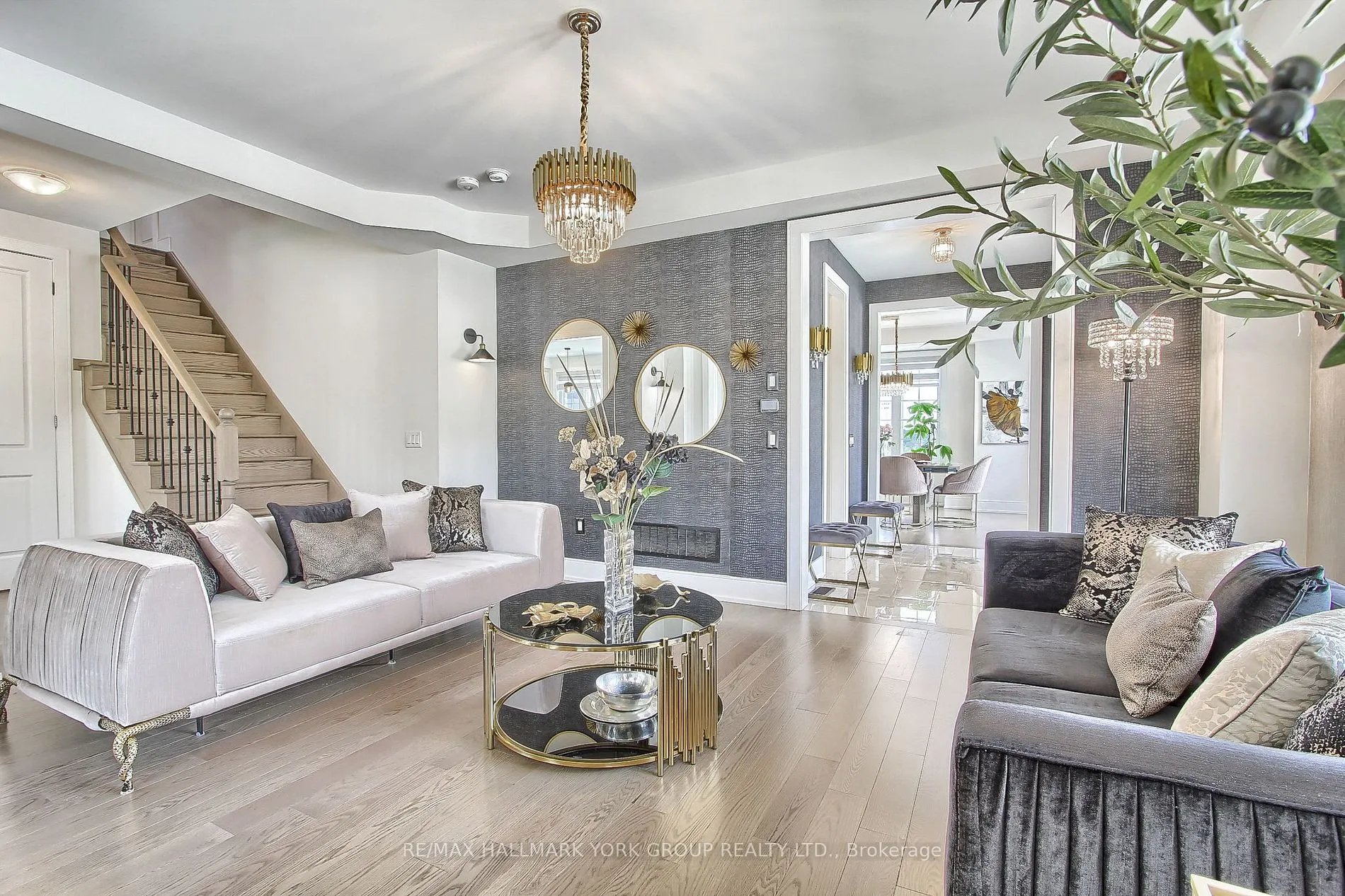 190 Walter English Drive