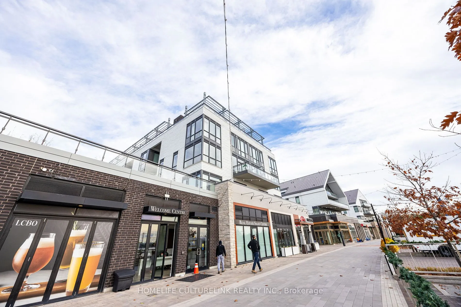 261 Broward Way, #37