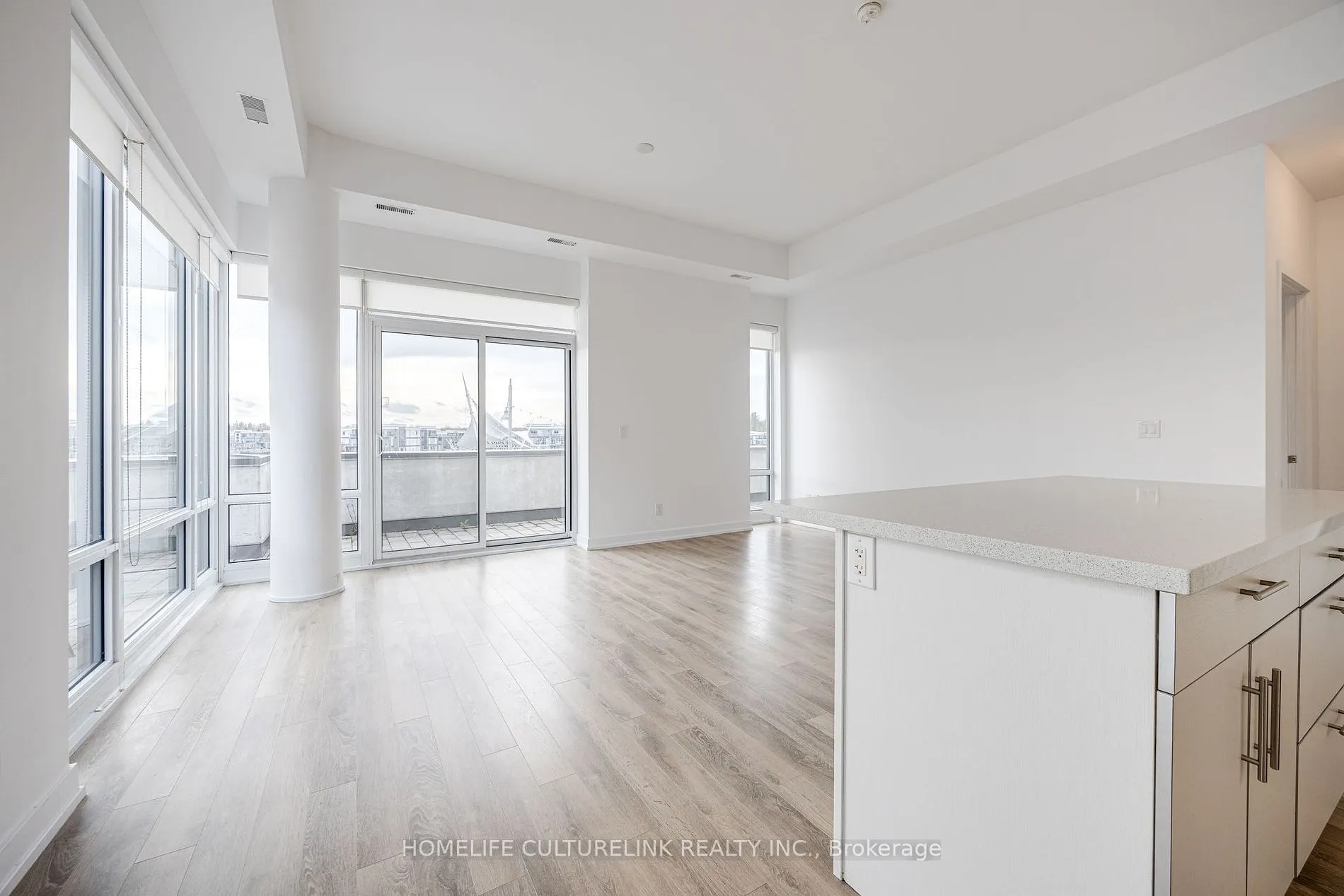 261 Broward Way, #37