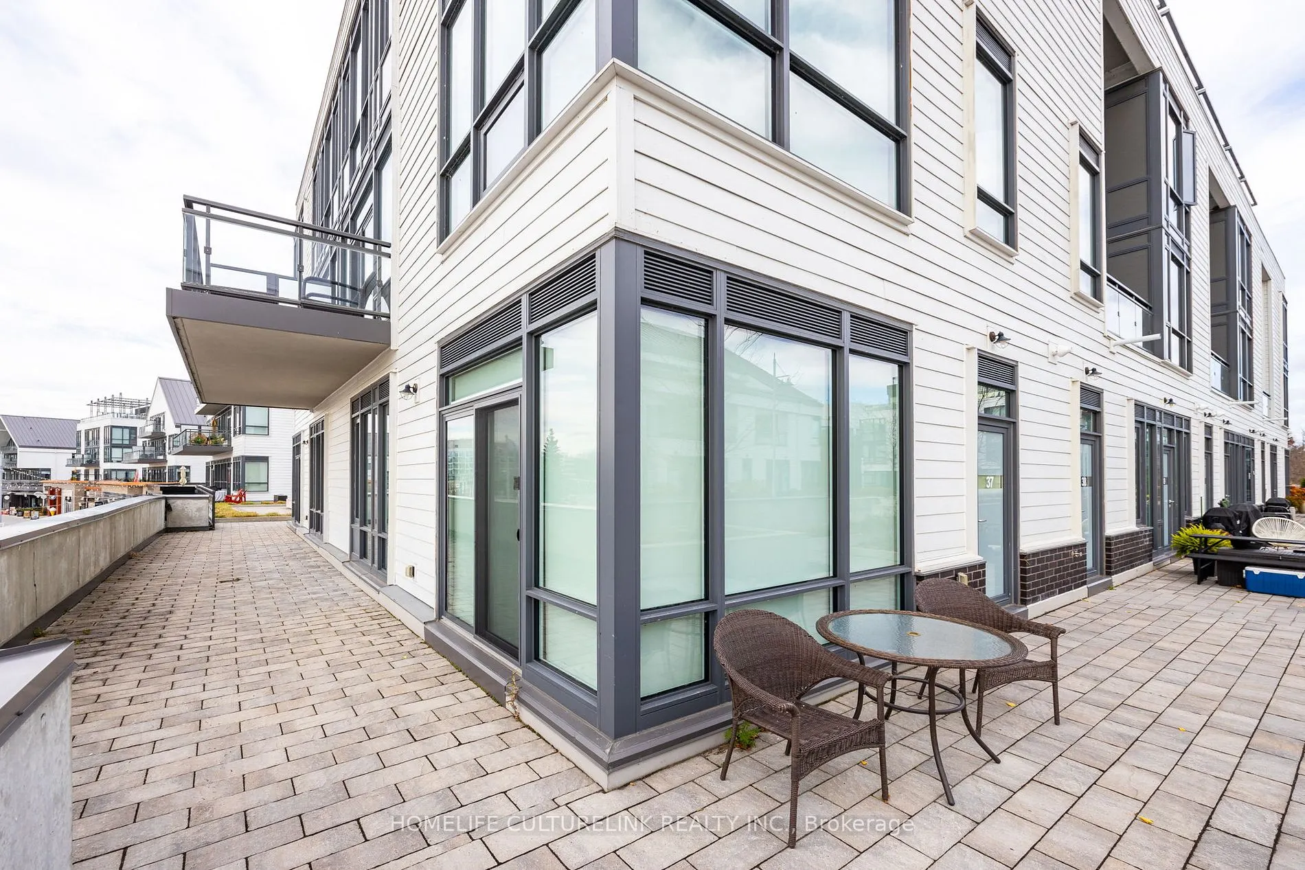 261 Broward Way, #37